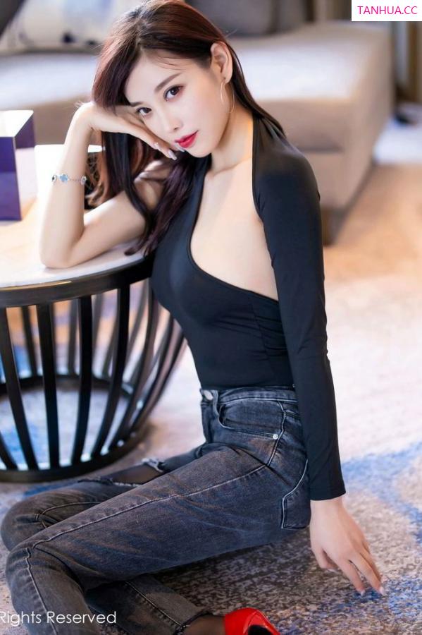 杨晨晨 sugar小甜心CC [XiuRen]高清写真图 2020.11.30 No.2841 杨晨晨sugar第13张图片
